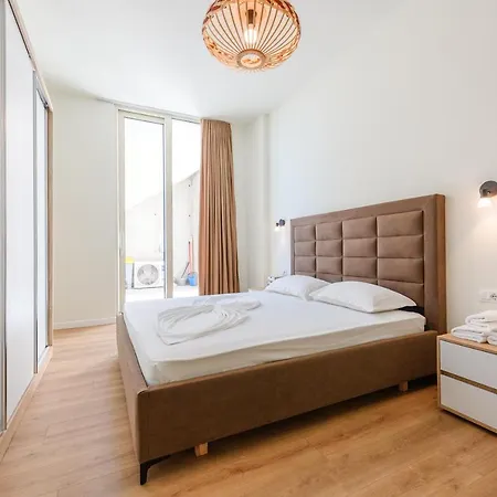 Resort Coast Palasë