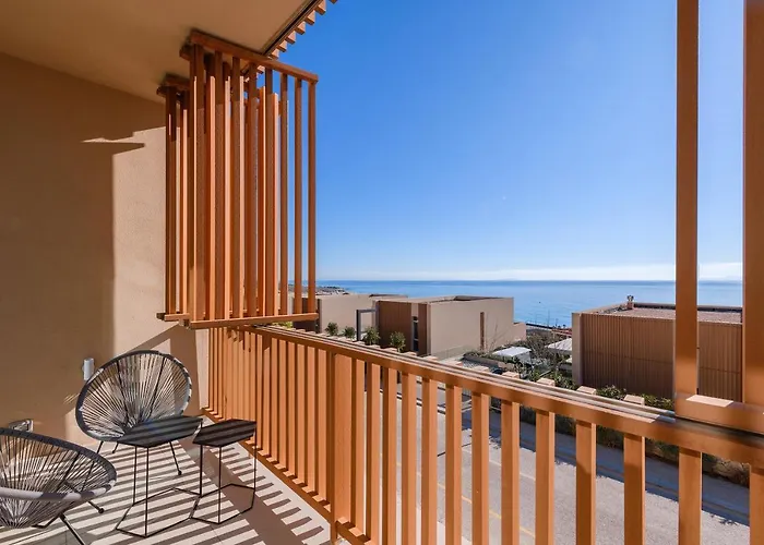 Resort Coast Palasë