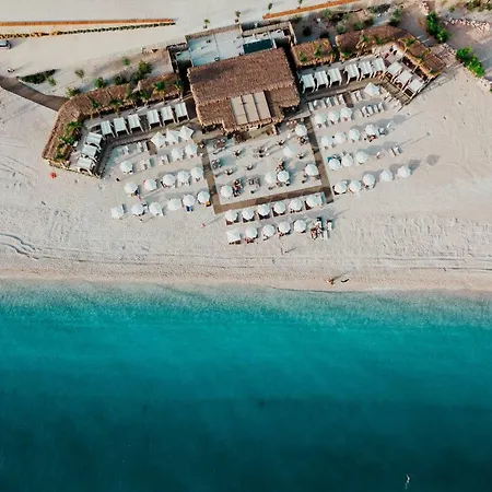 Green Coast منتجع