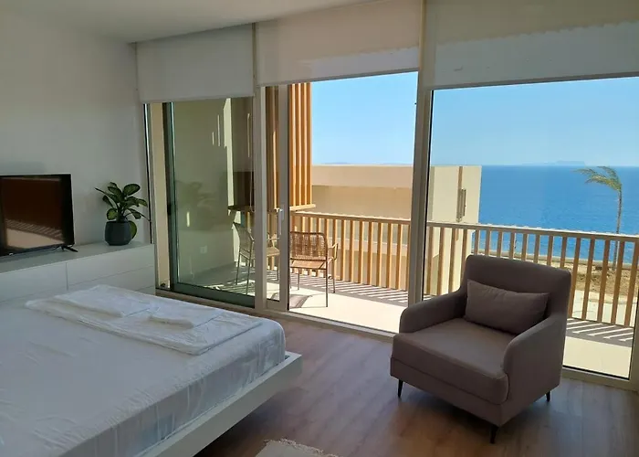 Coast Resort *